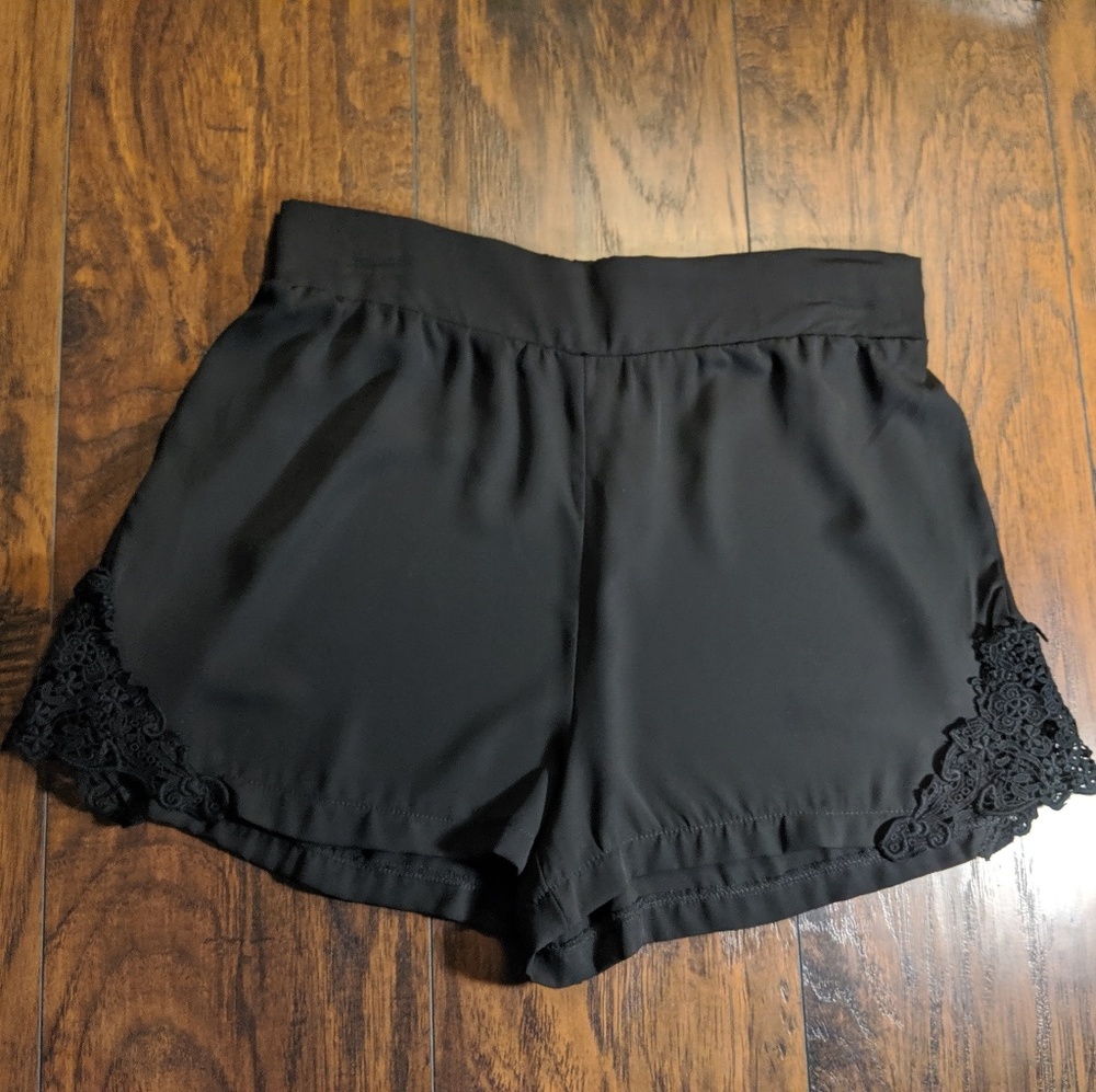 Black Flowy Chiffon Shorts With Lace Detailing